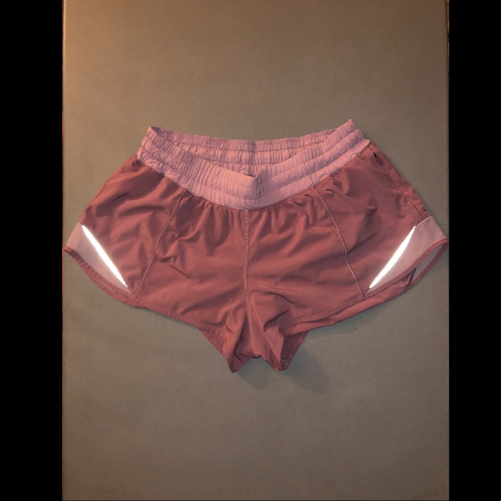 Lululemon Hotty Hot Short II